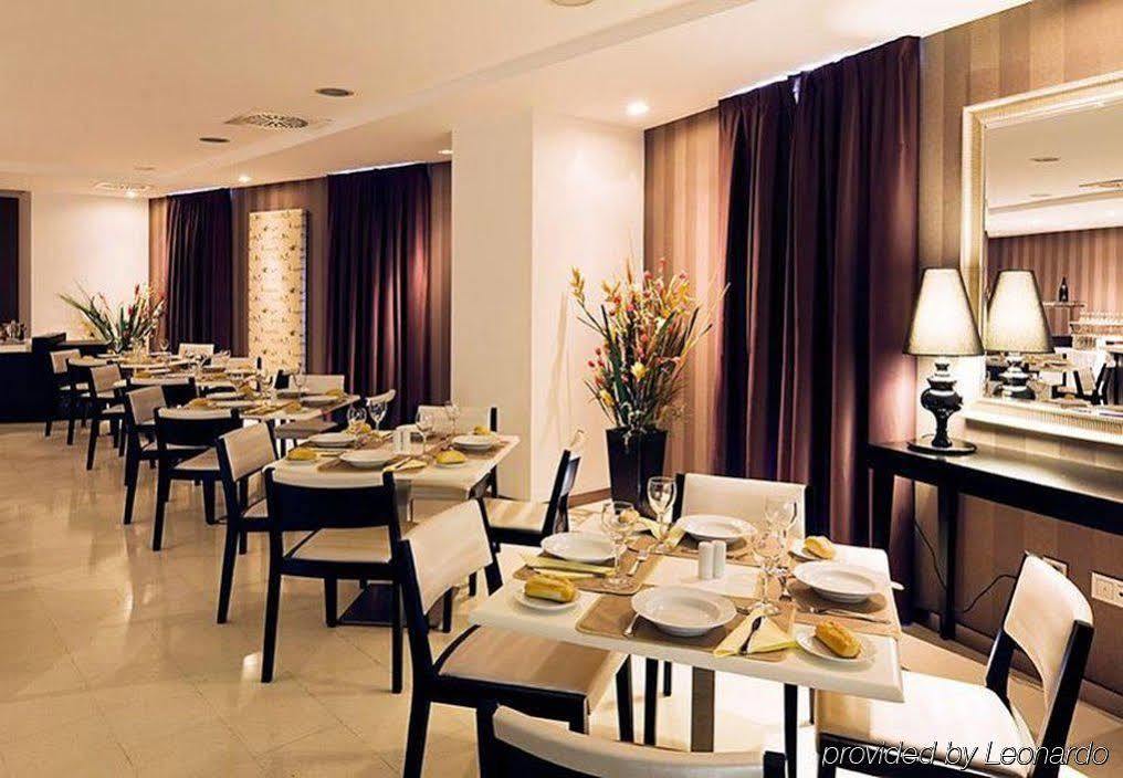 Yit Via Sevilla Mairena Mairena del Aljarafe Restaurace fotografie